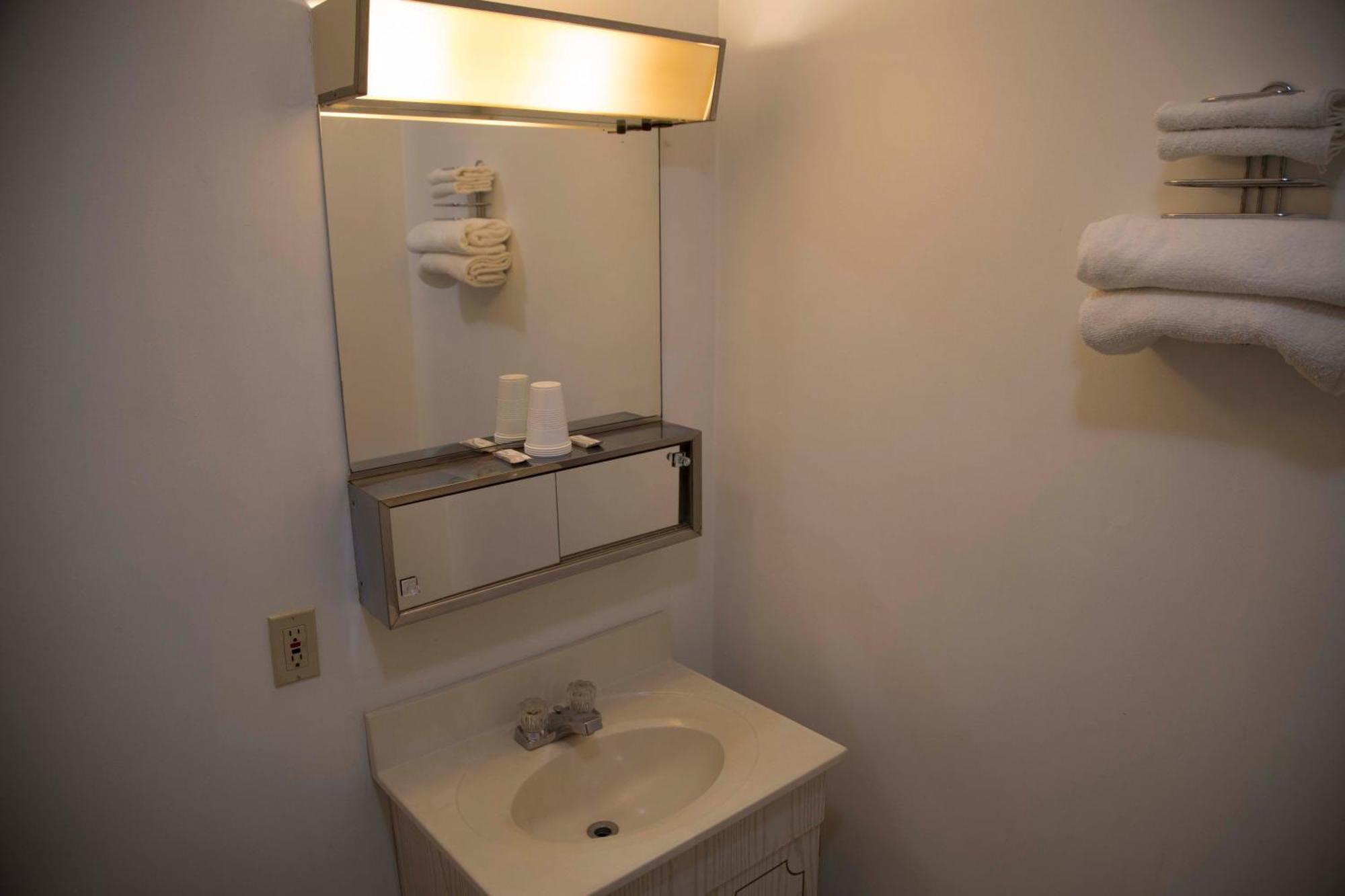 Lake George Residence Llc South Glens Falls Экстерьер фото